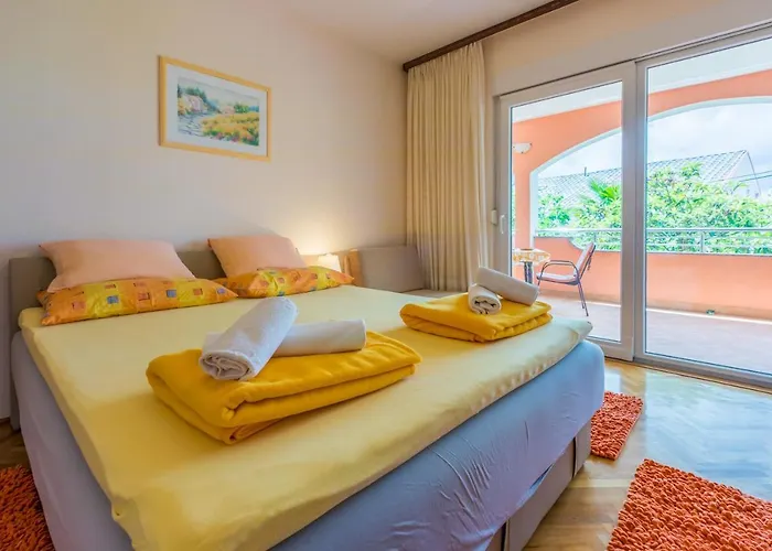 Vojka Apartman *